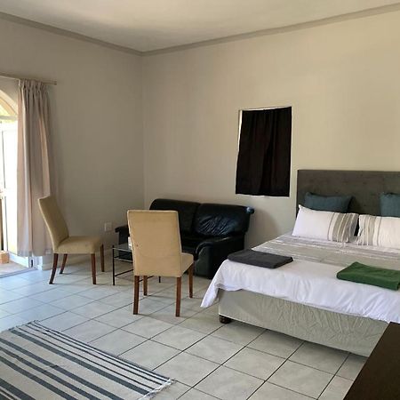 Le Grec Wine Tram Apartment Franschhoek Εξωτερικό φωτογραφία