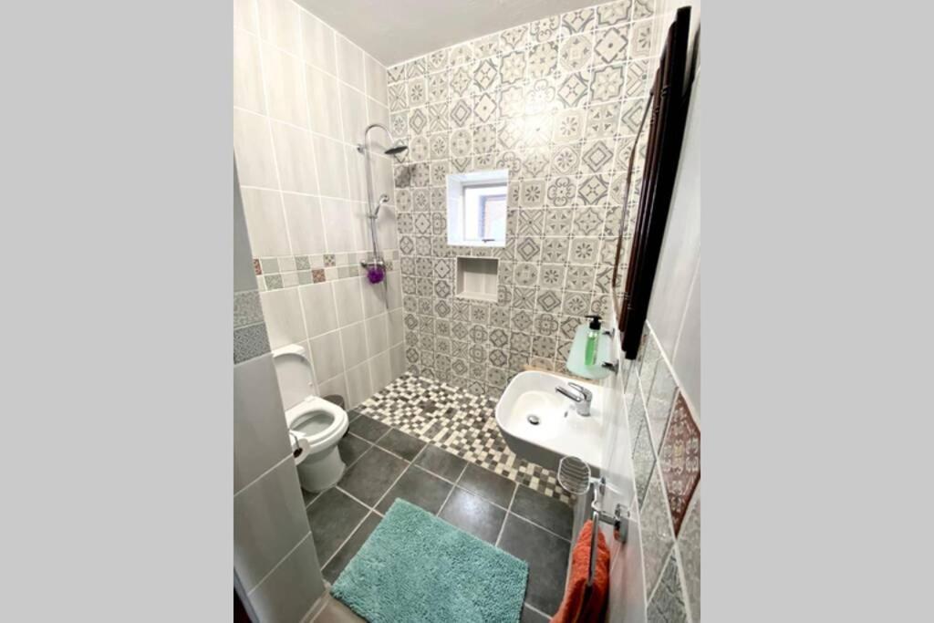 Le Grec Wine Tram Apartment Franschhoek Εξωτερικό φωτογραφία